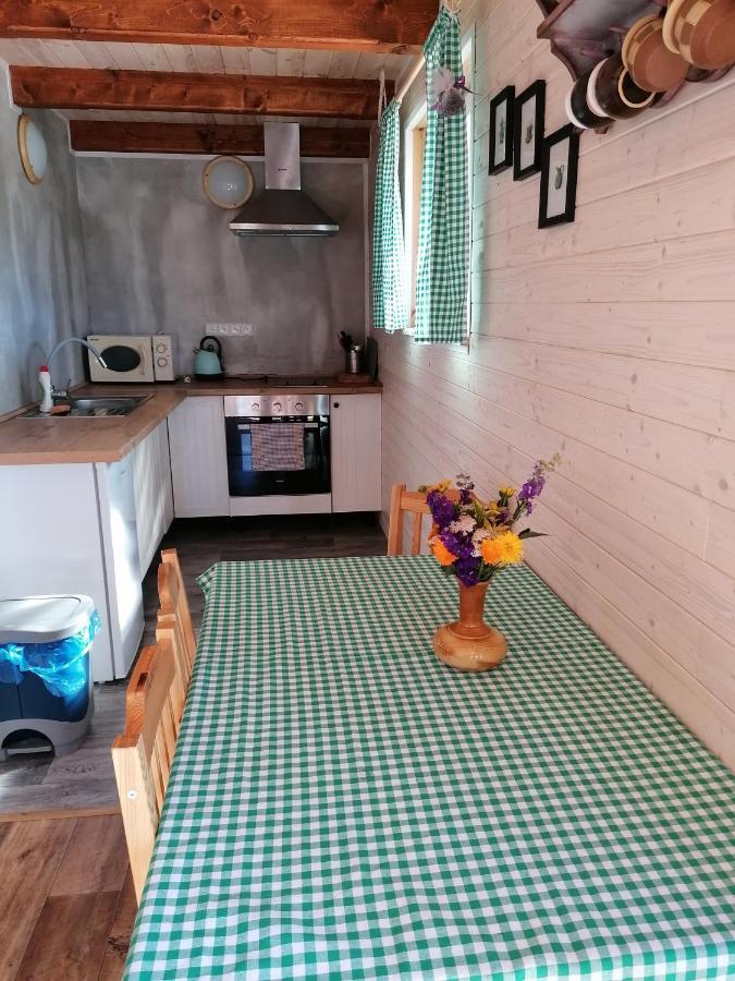 Chaloupka U Montyho Villa Vavrinec  ภายนอก รูปภาพ